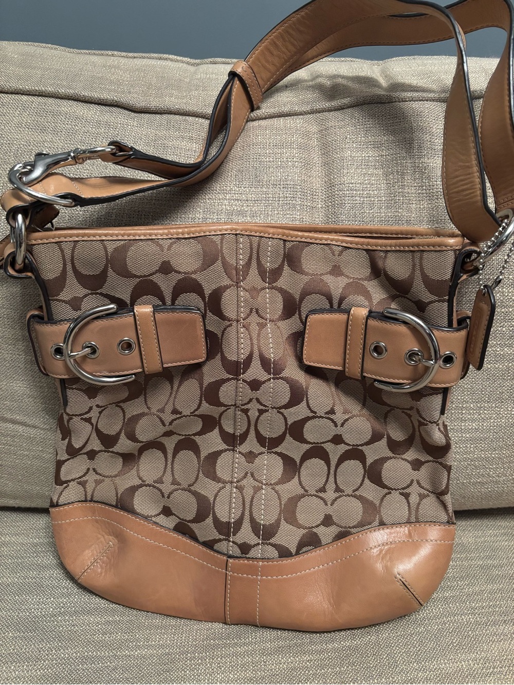 Coach Soho Signature Buckle Duffle / Shoulder Bag Y2K